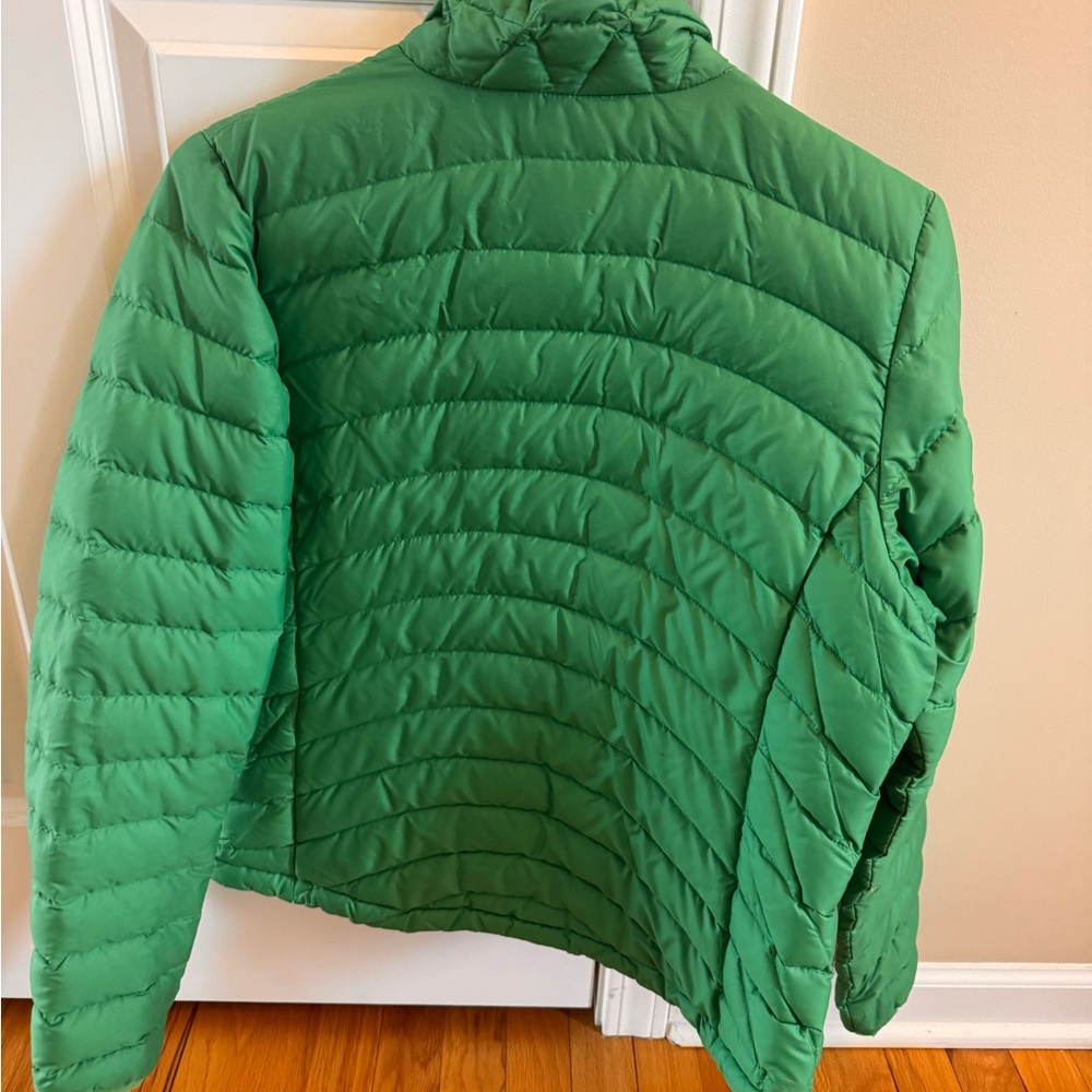 Patagonia Green Puffer Jacket - Picture 3 of 3